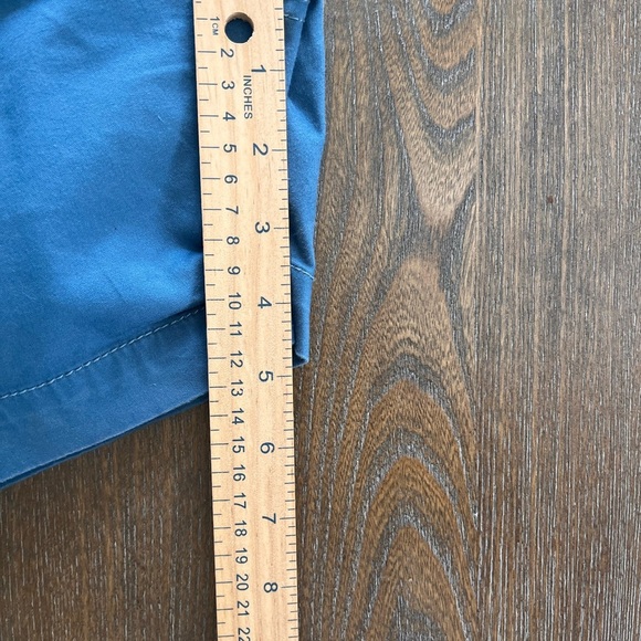 Royal Robbins Teal Women's Shorts size 10 - Picture 5 of 5